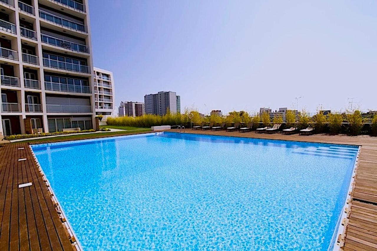 New Loft With Swimming Pool At Parque Das Nacoes! Lissabon Exterior foto